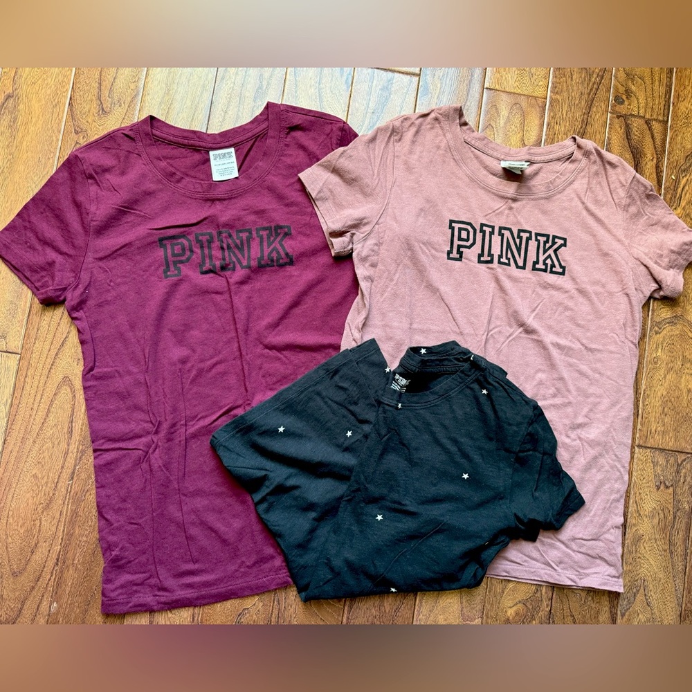 PINK by Victoria’s Secret lot of T-shirt’s. All 3 are size XS